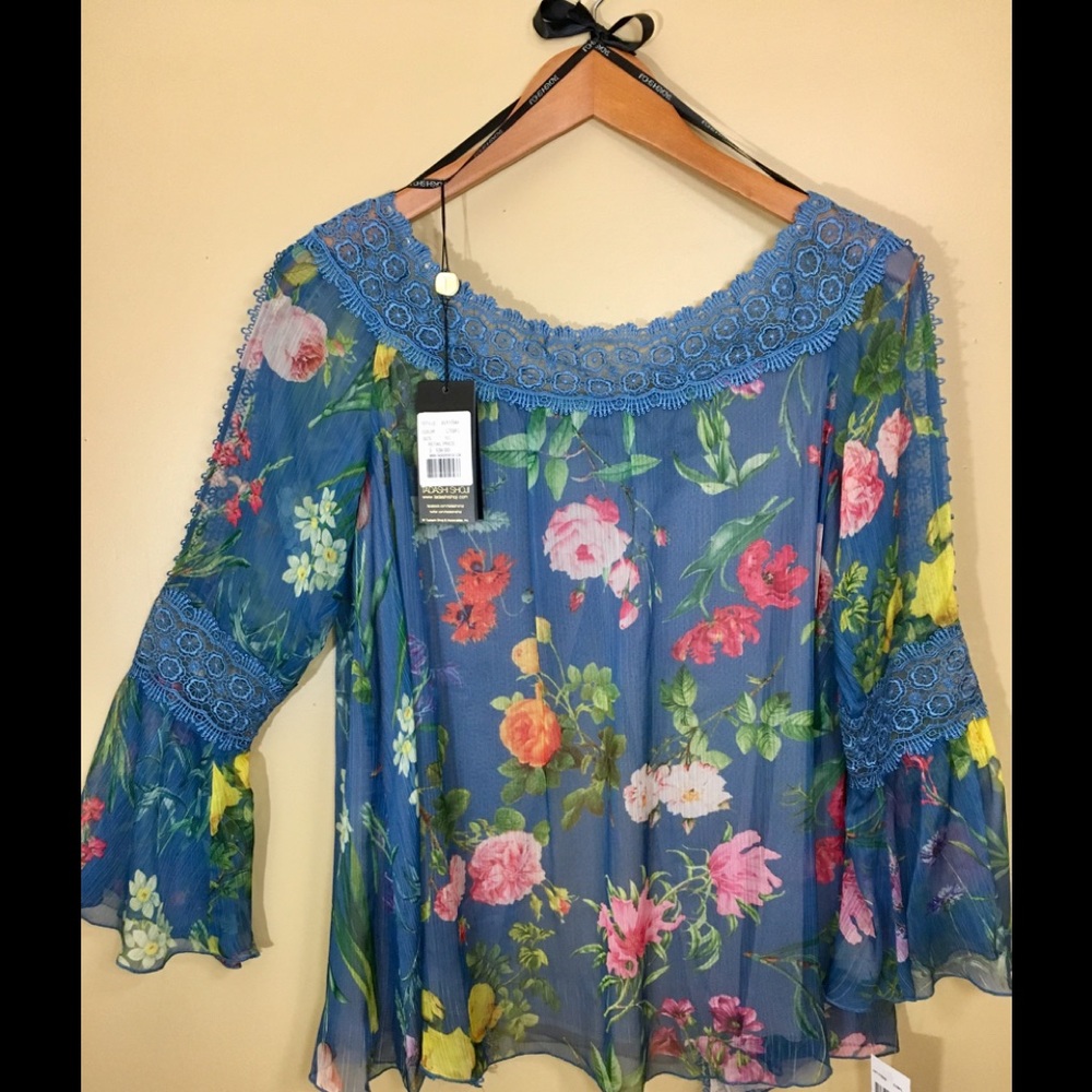 TADASHI SHOJI Sheer  w/Bell Sleeves & Open Back